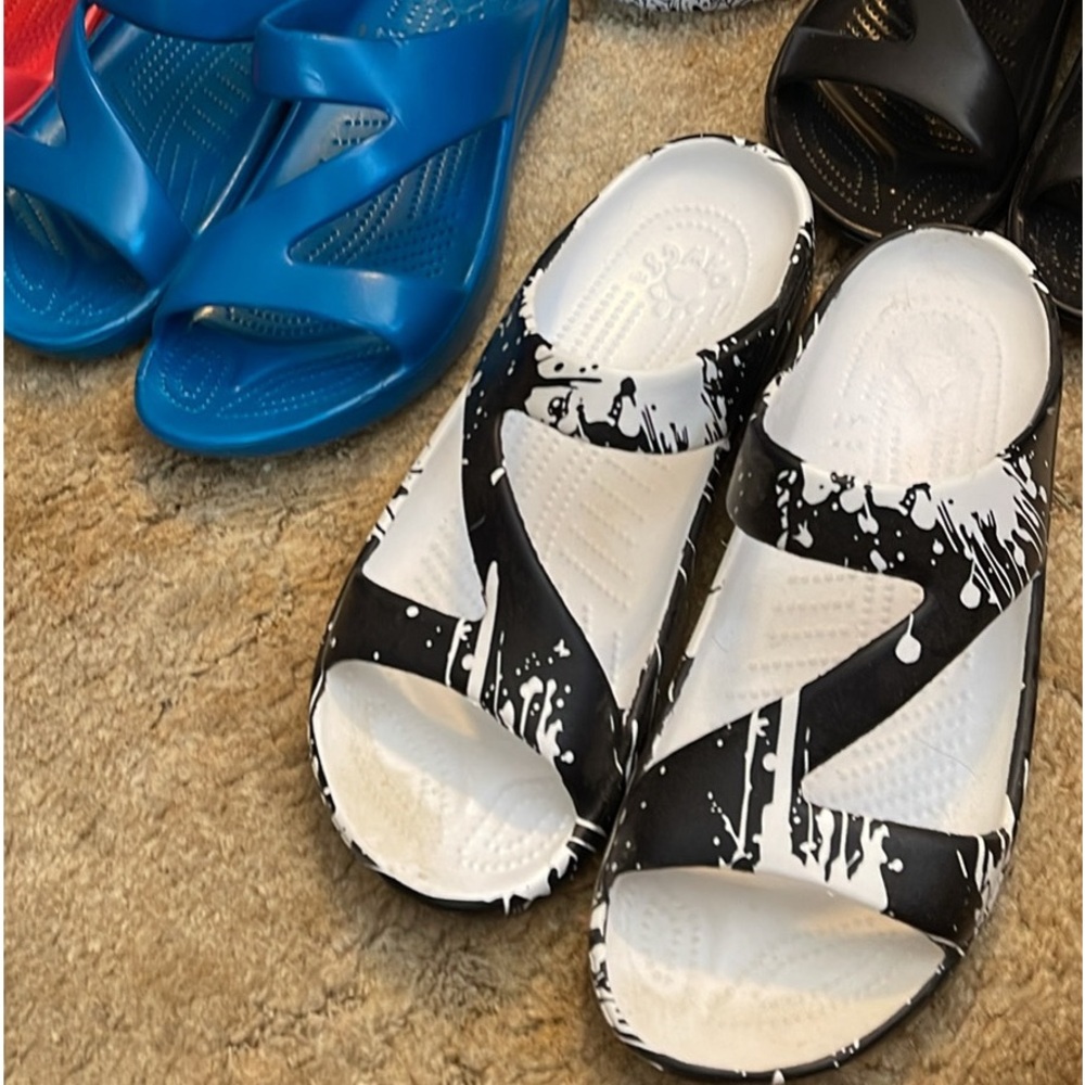 Dawg’s Flip-flops